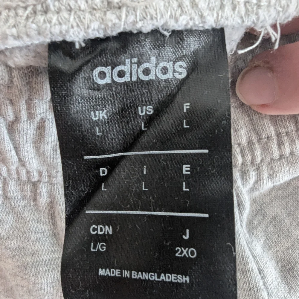 BUNDLE Adidas Light Gray Sweat Set - Picture 8 of 8